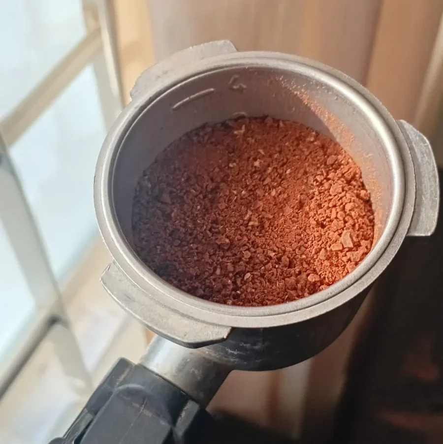 filtro de café con molienda fina para espresso