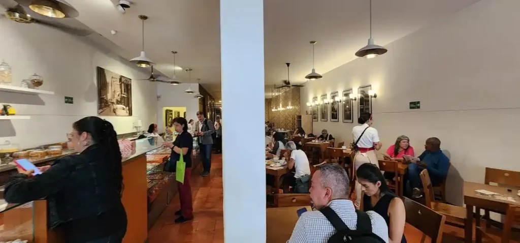 Astor (Palacio de la Cultura) Medellín