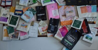 Coleccion de empaques de cafe de distintas marcas